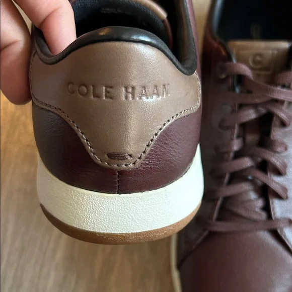 COLE HAAN GRANDPRO Classic Brown Leather Sneakers for Men(NWOT)